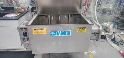 Ramco #MKD16CWRX, immersion parts washer, (2) work zones, wash rinse, electric heat - Image 6