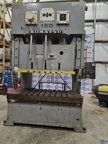 165 Ton, Komatsu #OBW150-2, gap frame press, 7.87" stroke, 18.11" Shut Height, 30-65 VSPM, 15 HP, 78" x29.9" - Image 2