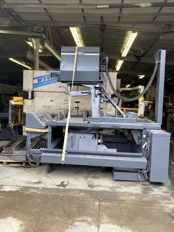 20" x 24" Hemsaw #VT130HA-60, high speed production vertical band saw, 19' x 1.5" blade, 10 HP, 2004 - Image 9