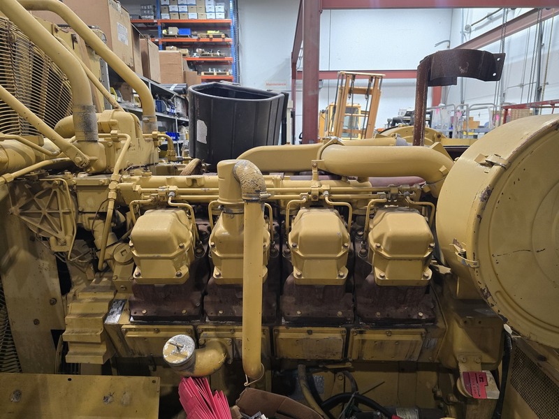 900 KW Caterpillar #3508, standby diesel generator set, 4160 Volts - Image 7