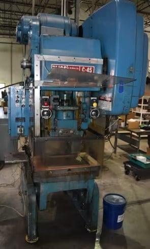 45 Ton, Bliss #C45, variable speed OBI press, air clutch & brake, 3" stroke, 12-1/4" Shut Height, 7.5 HP - Image 2
