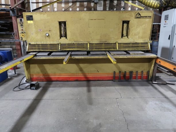 1/2" x 10' Masterfab, hydraulic power squaring shear, front operated power back gauge, 8' squaring arm, (2) - Image 5