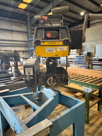 Original radial arm saw, 7.5 HP, 20" blade, 230/460 V. 3 phase - Image 2