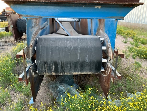 24" wide x 55' long, Industrial Material Handling belt conveyor, 1.5 HP, 32" high, 1999 - Image 1