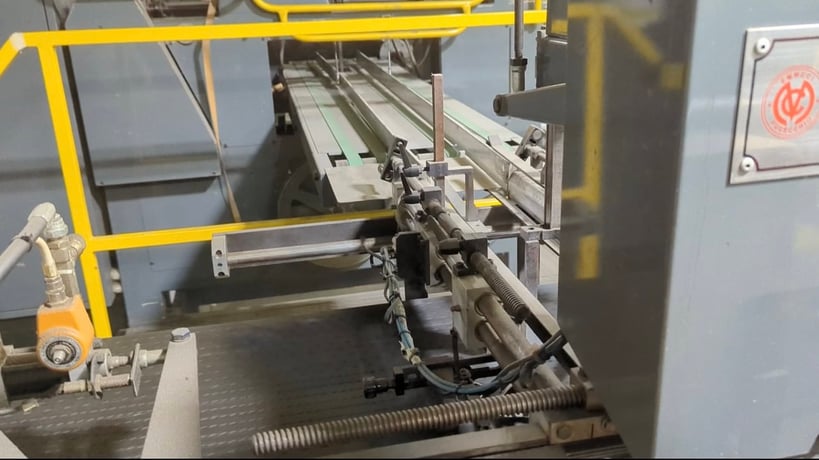Emmeci #MC-92-HSB, Fully Automatic Rigid Box Line, Wrapper Discharge, 110 PSI - Image 6
