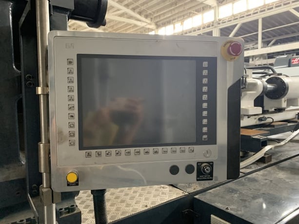 310 Ton, 26.6 oz., Cincinnati Milacron #MTS310, injection molder, 2.36" screw, 37" x37" platen, 36" x36" tie - Image 2