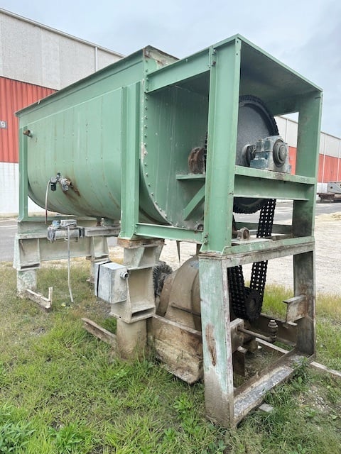 140 cu.ft. J.H. Day, Stainless Steel jacketed double ribbon blenders, 40 HP chain driven motor - Image 6