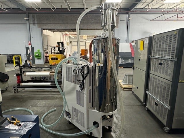 AEC #RDC-P-75, dehumidifying wheel dryer with hopper, hoses, clamps, new, 2023 - Image 4