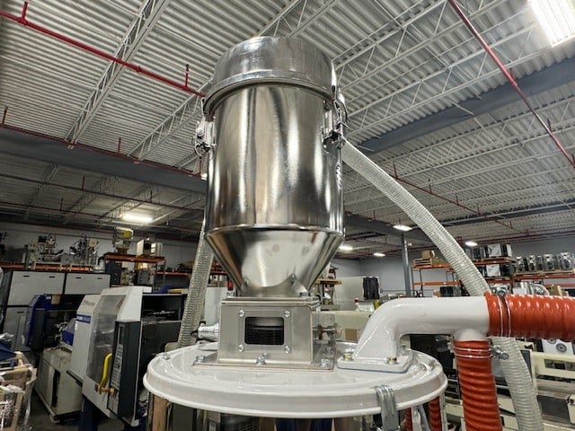 AEC #RDC-P-75, dehumidifying wheel dryer with hopper, hoses, clamps, new, 2023 - Image 7