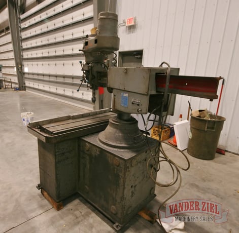 Wells Index #125, radial drill, sliding ram type, #3MT, 1.5 HP 2 speed - Image 3