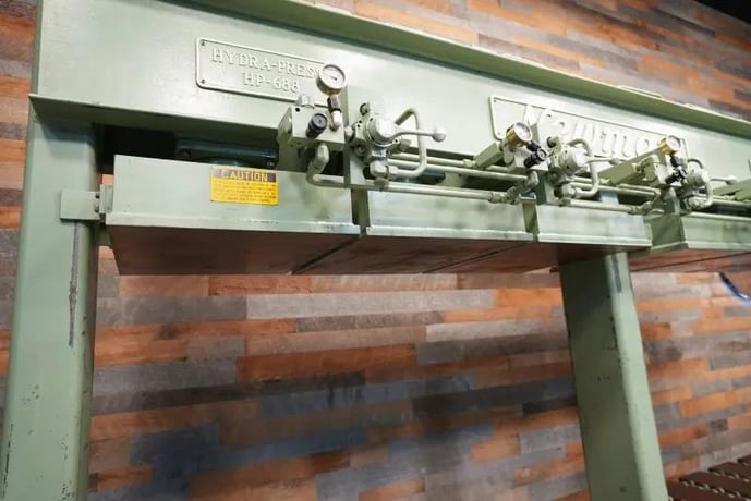 Newman #HP-688, Hydraulic Cold Press, 24" x 30" Platens, 48" Opening, 11" Stroke, 460 V. - Image 2