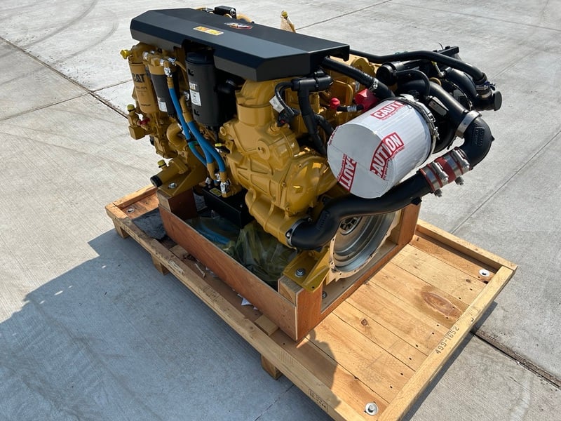 350 HP Caterpillar #C7.1, diesel marine engine, 2500 RPM, Tier 3, sound attenuated enclosure 3, electronic - Image 6