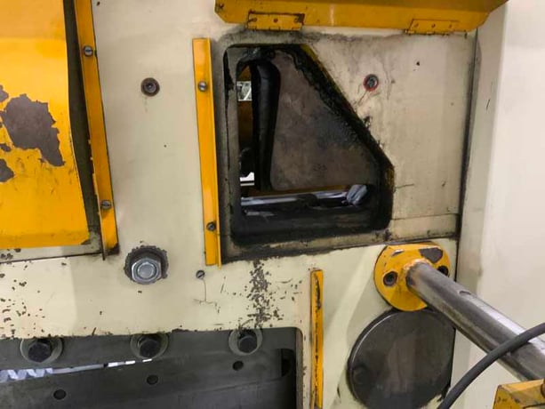 6" x 6" x 1/2" Geka #Hydracrop-SD110, Ironworker, 110 Ton, 24" Throat, 3" Stroke, 7.5 HP, 2003 - Image 7