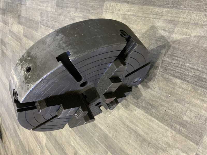 21" diameter, 4-Jaw Chuck - Image 3