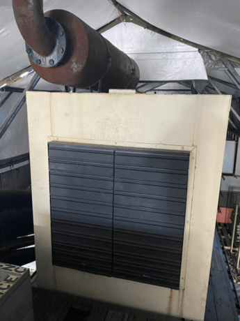 200 Ton, Carrier, Air Cooled Chiller w/300kW Generator, R-410A, 460 V - Image 4