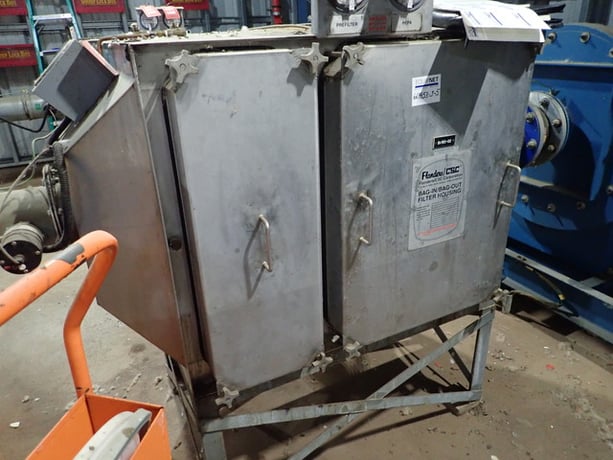 Donaldson Torit #DFT-2-4, Dust Collector System, Bag In/Bag Out Filter Housing, Exhaust Blower, Final Filter - Image 6