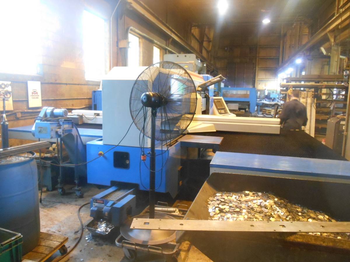 33 Ton, Finn-Power, CNC Turret Punch, 8'-3" x 4'-2" sheet, 312" material thickness, 3.50" tool diameter - Image 8
