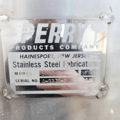 5200 gallon Perry Products Company #5200GAL-VFWX, 304 Stainless Steel Vertical Tank, Flat Bottom & Top, S/N - Image 6