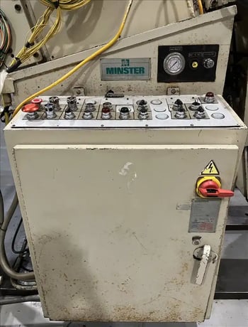 26" x .35" Minster, Servo Feed Line, 15000 lb., w/MEF5-26S Servo Feed, MTT12-26S Thread Table, MSH30-26-7 - Image 9