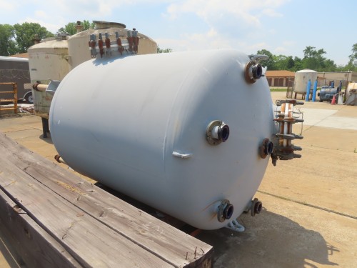 1500 gallon DeDietrich, glass lined vertical tank, 70" ID x 84" straight wall, dish top & bottom - Image 2