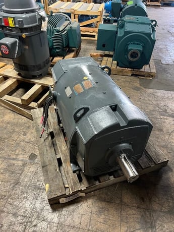 100 HP 650/1950 RPM Cutler Hammer, Frame CD508AT, 500 VA, 300 VF - Image 2