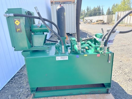 30 HP & 7 1/2 HP Hydraulic power pack with 2 hydraulic pumps, 3500 psi., air cooler & accumulator - Image 5