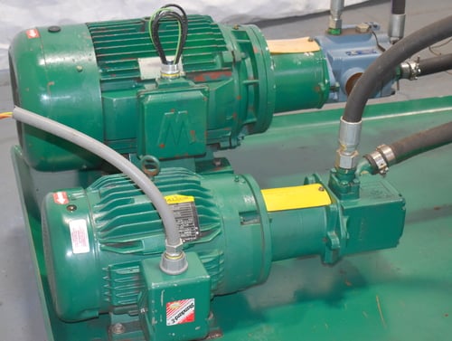 30 HP & 7 1/2 HP Hydraulic power pack with 2 hydraulic pumps, 3500 psi., air cooler & accumulator - Image 8