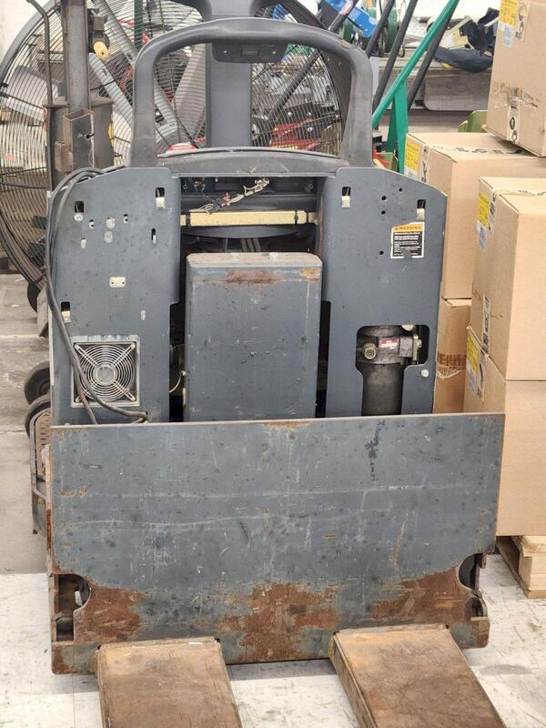 6000 lb. Caterpillar #R6000, Pallet Jack - Image 2