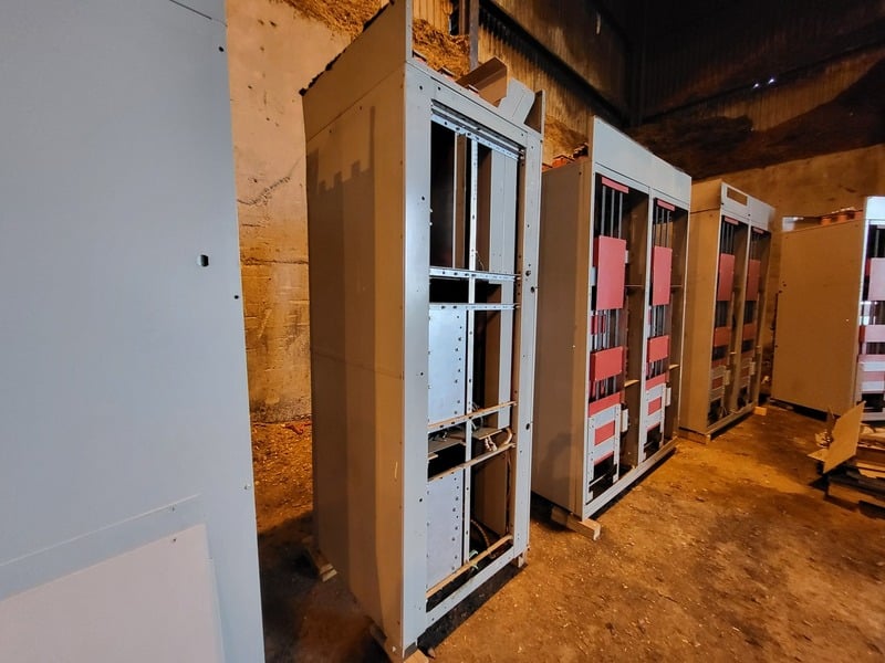 Siemens, Series 81000, 4160 Volts, One-Column Motor Control Center (MCC) Section - Image 5