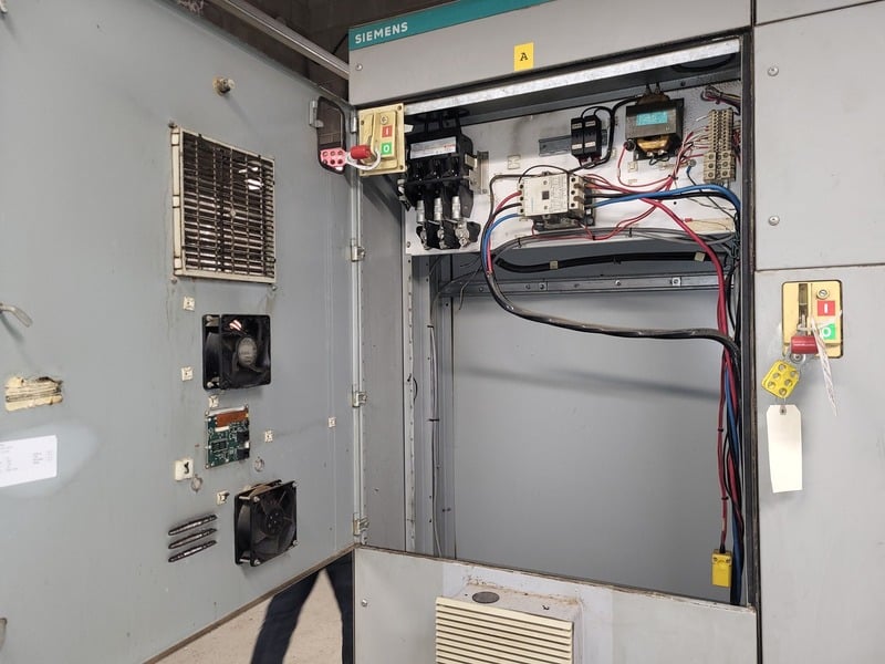 Siemens, 8PX, 600 Volts, 3-Phase Double-Sided Motor Control Center (MCC) - Image 10