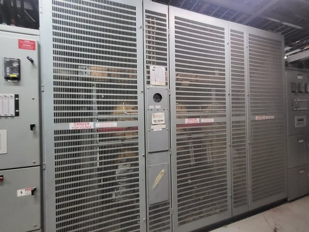 6000/9000 KVA 13800 Primary, 600Y/347 Secondary, Siemens, transformer w/switchgear unit - Image 4