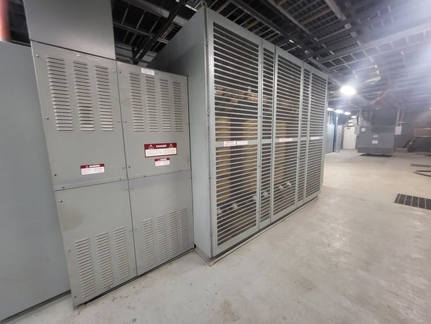 6000/9000 KVA 13800 Primary, 600Y/347 Secondary, Siemens, transformer w/switchgear unit - Image 6