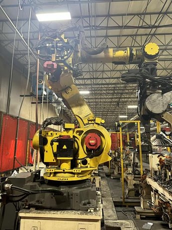 Fanuc, R-2000iB/165F, R-30iB with 7th Axis Servo spot weld gun & 8th Axis 3 meter RTU, 2014, #105194 (5 - Image 9