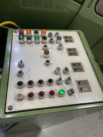 Matrix #47-M/C, thread grinder, 16" sw, 42" cc, 1980 - Image 3