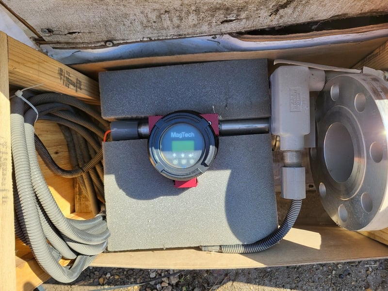 Magtech Magnetostrictive Level Transmitter #LTM-350-G, w/LG Series magnetic gauge, like new - Image 3