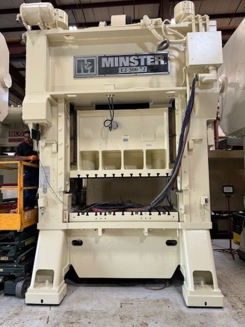 300 Ton, Minster #E2-300-72-42, straight side double crank, 8" stroke, 26" Shut Height, 6" adj., 100 SPM - Image 2