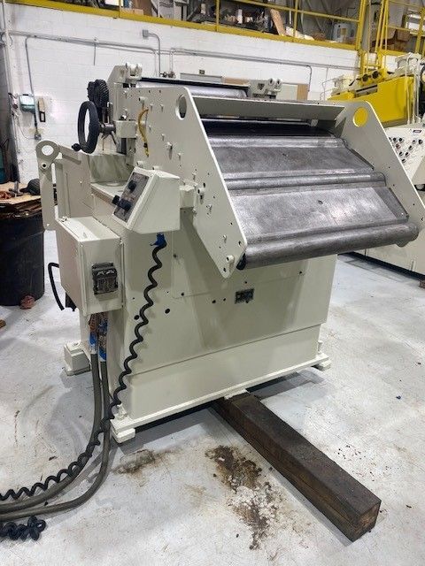 26" x .156" Minster #MSH30-26-7, 15000 lb., 60" OD, 20"-24" ID, 3-leaf mandrel, hydraulic mandrel expansion - Image 6