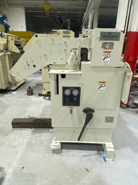 26" x .156" Minster #MSH30-26-7, 15000 lb., 60" OD, 20"-24" ID, 3-leaf mandrel, hydraulic mandrel expansion - Image 7