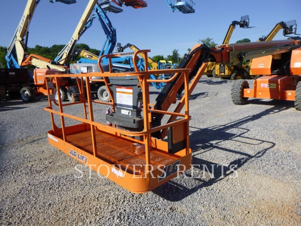 JLG Industries #660SJ DX, Boom Lift, 3918 Hours, s/N: 300220696 - Image 1
