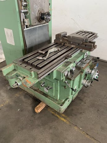 OKK #MH-3PII, horizontal mill, 15" x65" table, 45-1600 RPM, 50 taper, automatic cycle, 3-Axis power feed, 1981 - Image 4