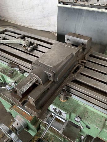 OKK #MH-3PII, horizontal mill, 15" x65" table, 45-1600 RPM, 50 taper, automatic cycle, 3-Axis power feed, 1981 - Image 10