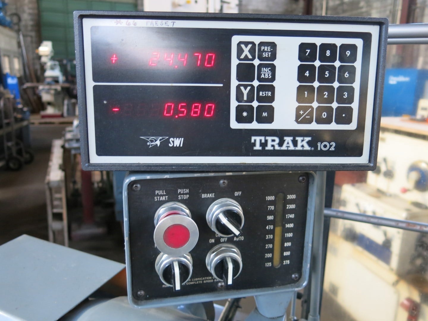 11" x 18" Hardinge #HLV-H, Precision Toolroom Lathe, inch/metric threading, 5" chk, Trak digital read out - Image 4