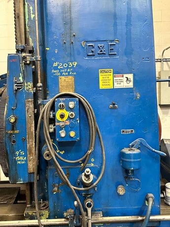 Gould & Eberhardt #72HWD, Vertical Gear Hobber, 30" Axial Travel, 10.75" Hob diameter, 40" Table diameter - Image 7