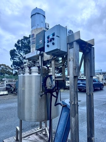 100 gallon Lee #1000D12T, Vacuum Rated Kettle, 90 PSI @ 332°F, 20 HP, 480 V., 3525 RPM, 1993 - Image 3