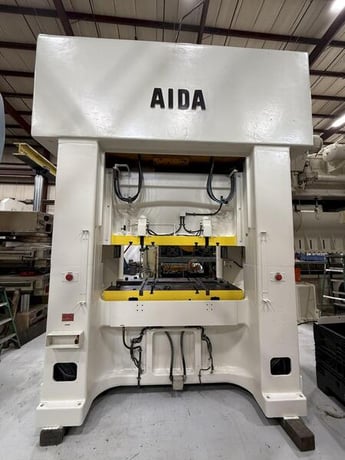 300 ton, Aida #PMX-L2-300, Straight Side Mechanical Stamping Press, 7.8" stroke, 31.4" Shut Height, 1990 - Image 3