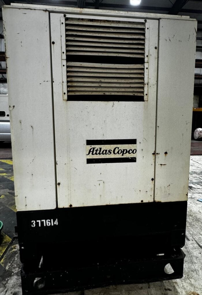 200 KW Detroit Diesel #QAS228, generator, 2004 - Image 3