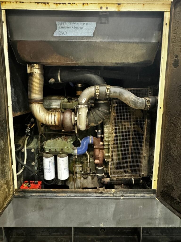 200 KW Detroit Diesel #QAS228, generator, 2004 - Image 7