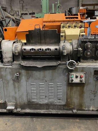 1/2" shuster #3AV Wire Straightener & Cutting Machine, 41" Max cutoff length, 75-228 FPM - Image 3