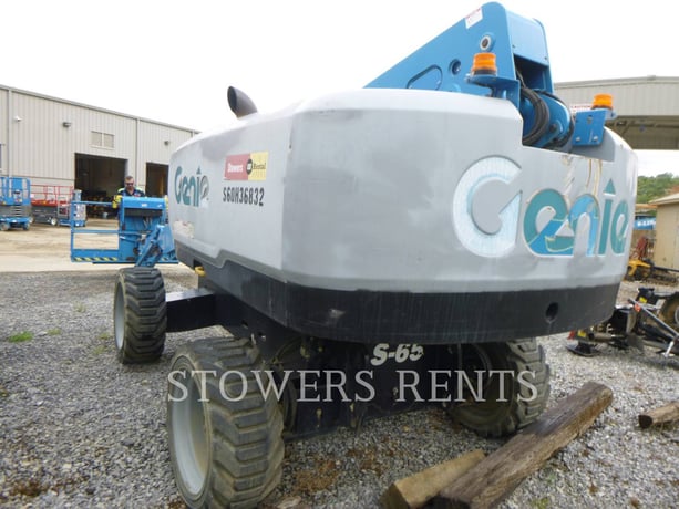Genie Industries #S65, Boom Lift, 4-wheel drive, 4621 hours, S/N X3R00652, 2017 - Image 4