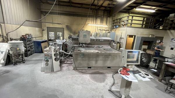 Flow #IFB-4800, Waterjet Cutting System, 4' width x 8' L Table, 4' x 8' x 9" Travels, 50 HP Pump, 60000 psi - Image 10